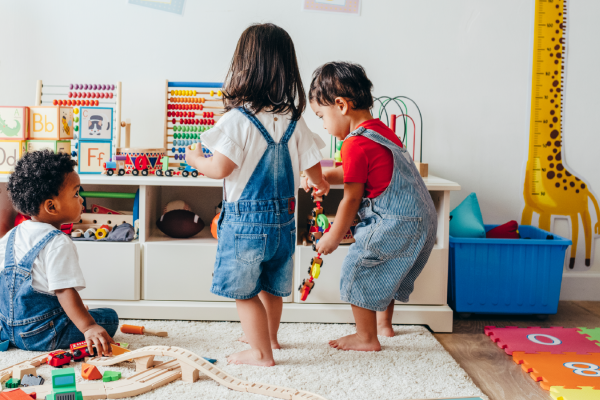 HR - Two individuals and nursery school indicted for subsidy fraud and document forgery